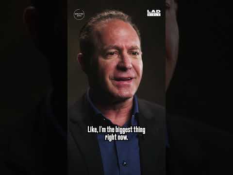 FBI Agent on working undercover | Minutes With