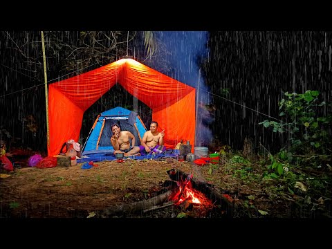 Diguyur hujan deras tengah malam, bermalam di tenda dipinggir sungai, relaxing rain sound