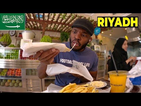 I Found The Best Shawarma in Riyadh, Saudi Arabia 🇸🇦