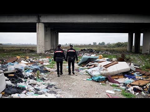 در ایتالیا، «سرزمین آتش‌ها» همچنان قربانی می‌گیرد