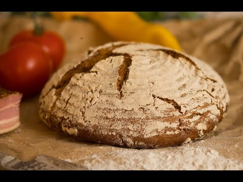 Roggenbrot aus eigenem Sauerteig