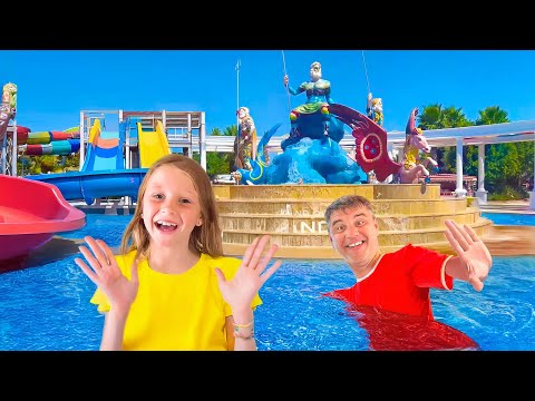 Nastya và bố vui chơi ở công viên nước thần thoại!