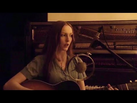 Tumble in the Wind (Cover) - Fey Fili