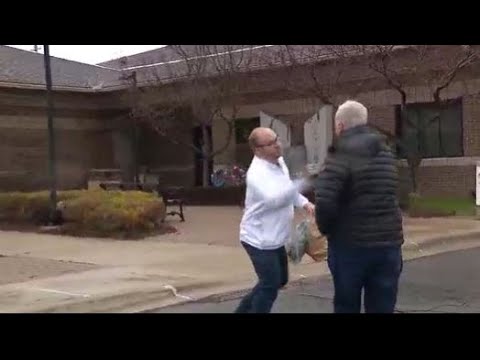 Hall of Shame: Hothead fence contractor tries to strike back, gets cuffed