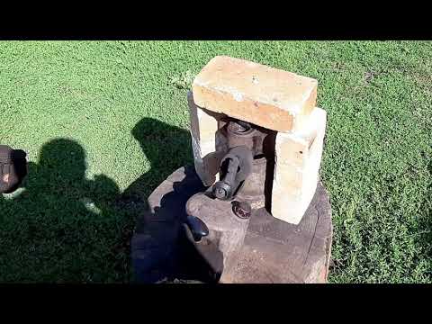 Зіл-130. Перевтулюємо пальці ресори.Нарвалися на брак