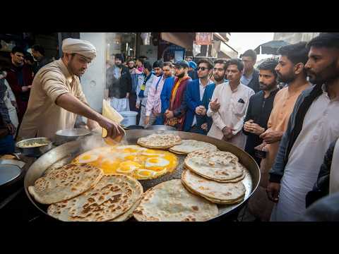 LEGENDARY 50 YEAR OLD BREAKFAST! BEST ANDA PARATHA | PAKISTANI CHICKEN CHANNY | PAKISTAN STREET FOOD