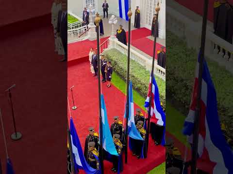 Hermanos 🇬🇹🇭🇳🇸🇻🇨🇷🇳🇮