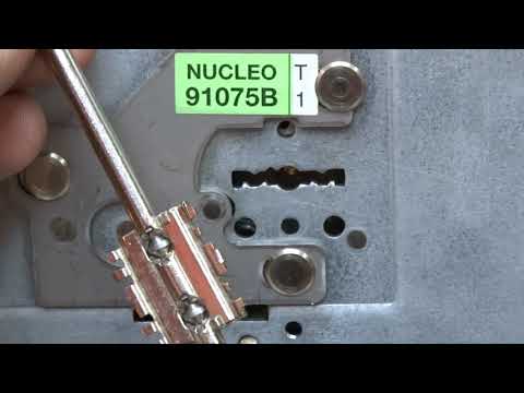 отмычка хоббса для вскрытия  замка моттура май кей.  Mottura  My Key.  https://medvejatnik.kiev.ua