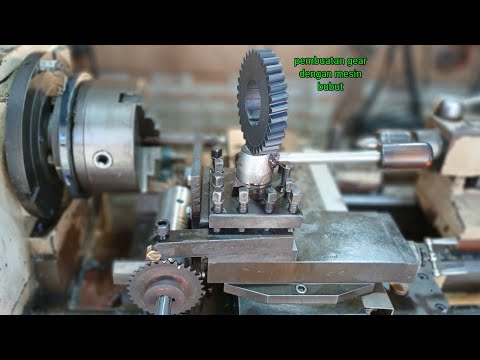 Cutting Helical Gear on the Lathe machine || pembuatan gear helical di mesin bubut @ARIFINLATHE
