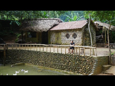 Seven years living here; pigs, chickens, fish, duck all ready to HARVEST