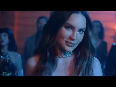 Adele ft. Enrique Iglesias – Burning Hearts Don’t Obey (Corazones Que No Obedecen) [Official Video]