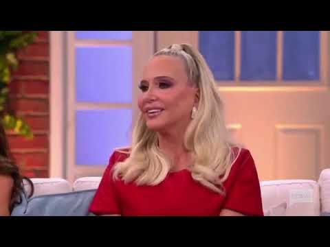 RHOC 19.19 Jenn & Shannon vs. Tamra & Gina - Hair Extentions