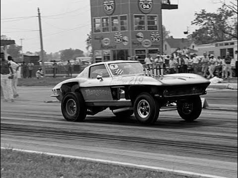 The Freak: How The Mongoose Corvette Used A 427 Ford and A 426 Hemi to Win