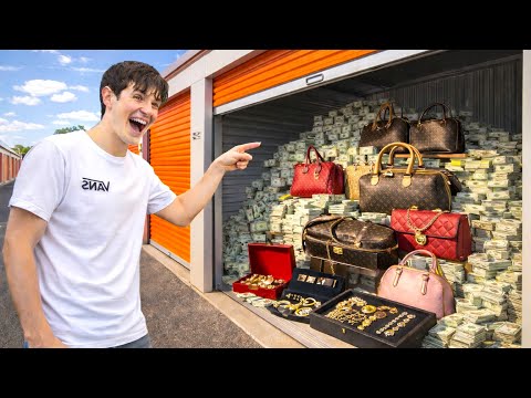 I BOUGHT A MULTI MILLIONAIRES ABANDONED STORAGE UNIT FULL OF MONEY!!