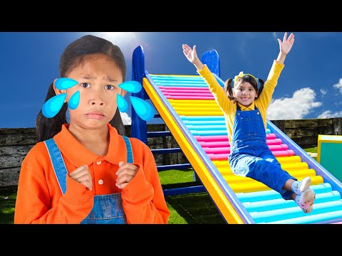 Ellie & Andrea Fruit-Sorting Roller Slide Adventure!