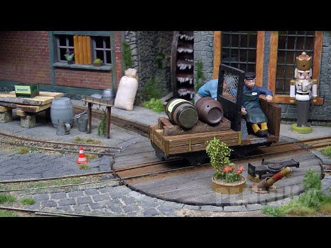 Feldbahn-Diorama: Holzwarenfabrikation Bernhard Brettl im Erzgebirge - Modellbahn in Spur Gn15