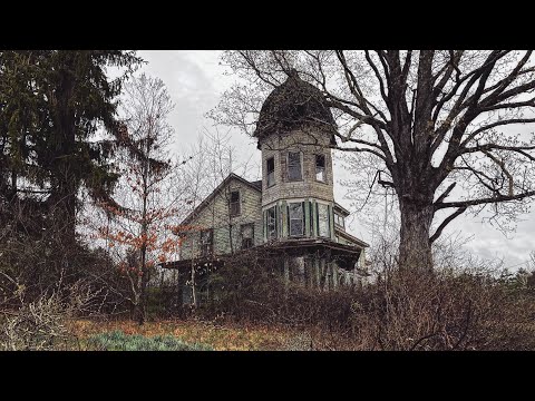 Huge Beautiful Abandoned Mansion in New England *Left Forgotten For Decades