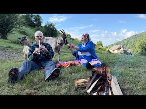 85-Year-Old Grandpa and His Flute 🎶 | 80-Year-Old Grandma and Her Borscht 🍲 | Old Village Life