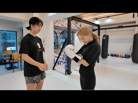 I went to Kickboxing to become the strongest! - 자막이 있어 - ENG SUBS