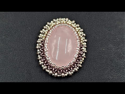 Бисерная рамка для кабошона овальной формы 18х25мм (без фетра).