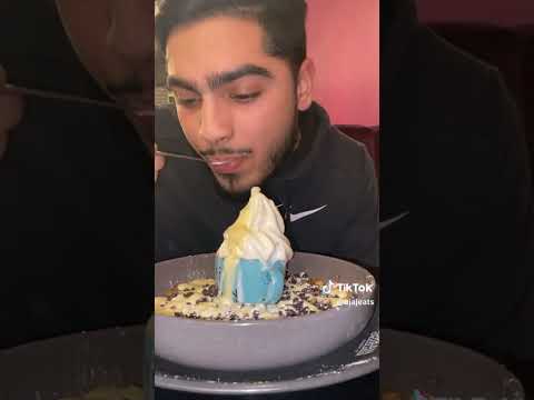 EATING CHICKEN CURRY, POTATO AND FISH 🤔