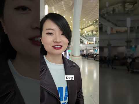 Train stations that feel like airports. #travelinstyle #hongkong