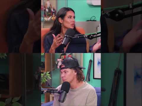 Theo Von Loves Christmas - The timing here is very Theo 😂😂😂 Please Subscribe!