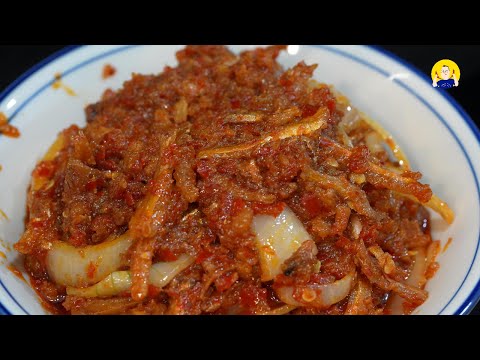 Sambal ikan bilis | Ah Pa loves this to go with steaming hot white rice