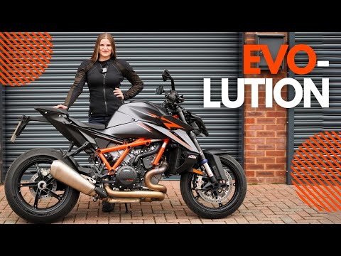 2024 KTM 1390 SUPER DUKE R EVO REVIEW / This bike is just OBSCENE!