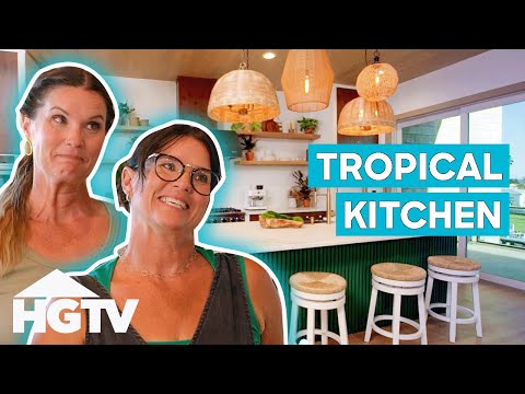 Twins Leslie and Lyndsay Renovate A "Tropical Retreat" Style Kitchen! | Rock The Block