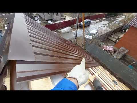 ✅ Монтаж профлиста на крышу.  Конёк.  Торцевая планка