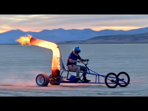 Crazy Rocketman: Crazy Bob & Crazy Dan's Jet kart race!