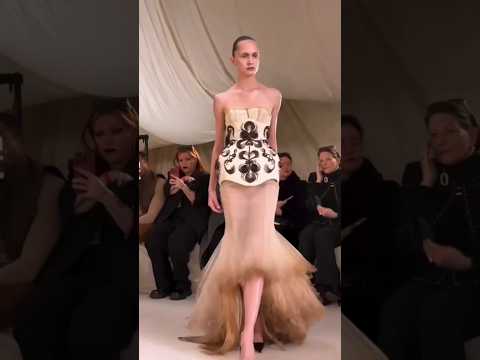 ✨️When hair is the outfit. Ashi Studio Couture Spring 2026 ✨️ #shorts