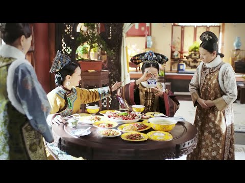 Ruyi was very cautious during her first pregnancy and announced that her daughter loved spicy food