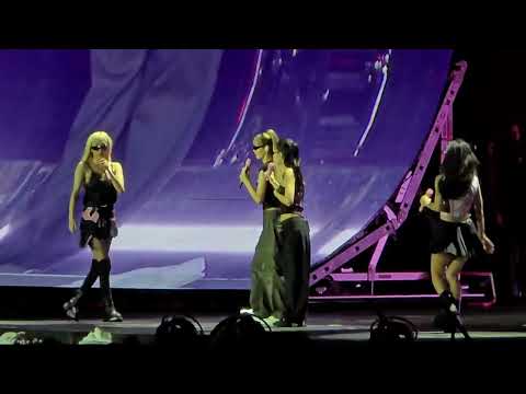 OT4 like JENNIE BLACKPINK (블랙핑크) Deadline World Tour @ CitiField, New York, Day 2, 072725 [4k 60fps]