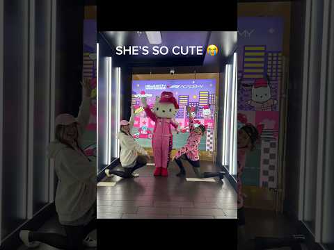 I GOT TO EXPERIENCE THE GRAND PRIX IN LAS VEGAS WITH @HelloKittyandFriends @f1academy #SanrioPartner