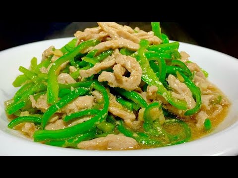 飯店總廚教你炒青椒肉絲的正確做法，鮮嫩入味，味道一流，超好吃【阿朝哥美食 】#青椒肉絲 #青椒 #肉絲