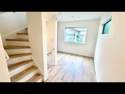 Living Tiny in Tokyo: A 3-Story Tiny House Tour 🏠✨ (Ep2)