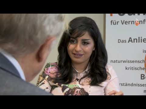 Richard Dawkins interviews Saudi Arabian atheist author Rana Ahmad