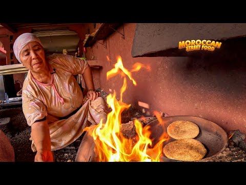 🔥 Authentic Marrakech atmosphere ❤️ Local cuisine cooked over a wood fire, vegetable couscous