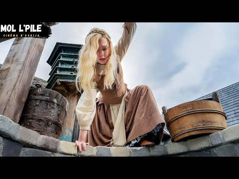 بنت تسقط في بئر مسحور😰فتخرج منه كالأميرات👸🏼وعندما أرادت أُختَها أن تقلّدها يحدث العكس😱||🎦 𝐅𝐫𝐚𝐮 𝐇𝐨𝐥𝐥𝐞