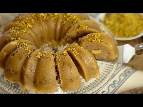 Greek Semolina Halva (Vegan Semolina Pudding/Cake)