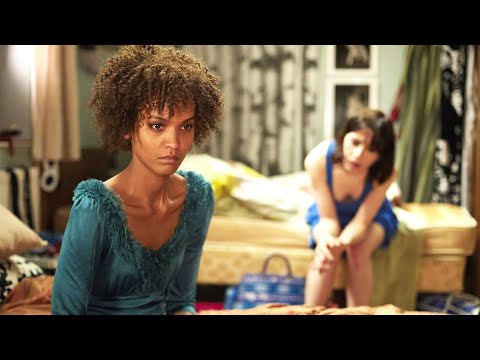 惨无人道的割礼，毁了上亿女性的终身性福，却在世界上存在了上千年，13万人打出8.8高分，20分钟看完2009年真实事件改编传记电影《沙漠之花》