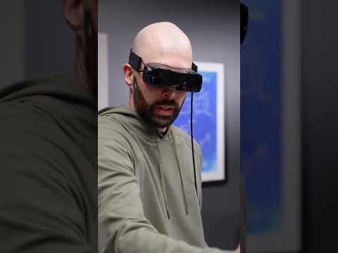 The world's lightest VR headset