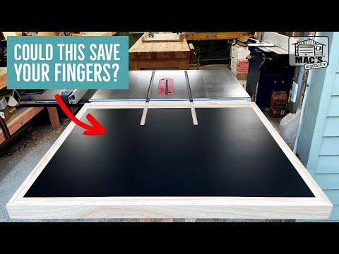 Folding Outfeed table for a cabinet saw