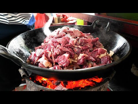 Tongseng and Sambal, Indonesian Street Food Collection