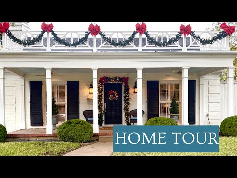 Beyond the Curb Home Tour at Christmas with Pam Kelley