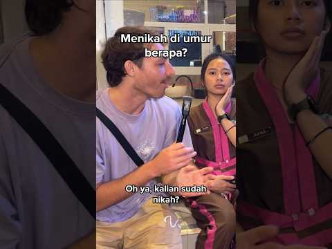Kalian disuruh nikah umur berapa guys?? 🤣🥰