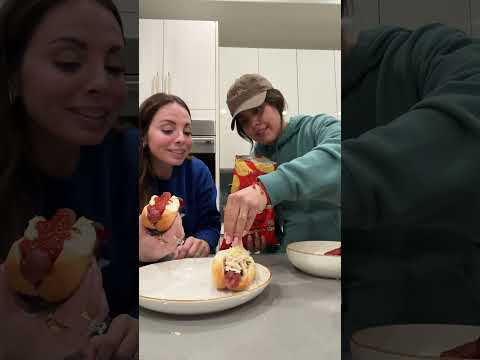 How many toppings was that 🤯😂 #colombia #hotdog #family