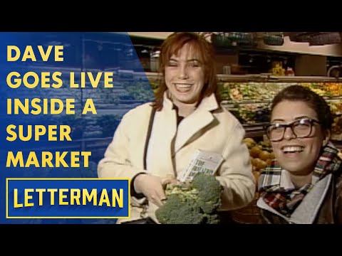 Dave Goes Live Inside A NYC Supermarket | Letterman